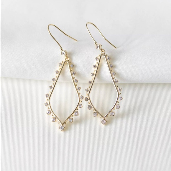 Kendra Scott Jewelry - Kendra Scott bra drop earrings